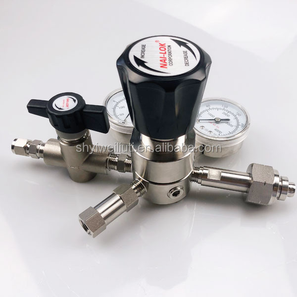 CNG Gas Pressure Adjustable Cylinder Regulator with gauge