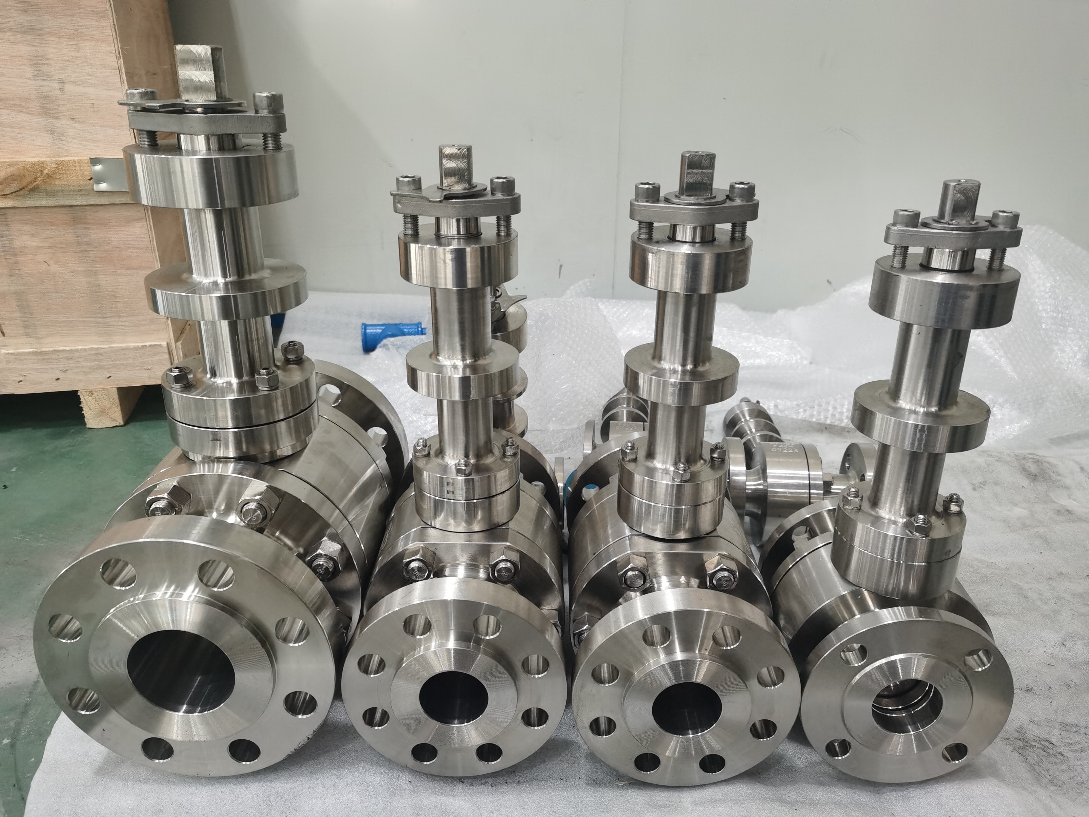 Two piece Forged Steel Floating Metal Seal Ball Valve Stainless Steel 304 Flange Alloy Ball Valves