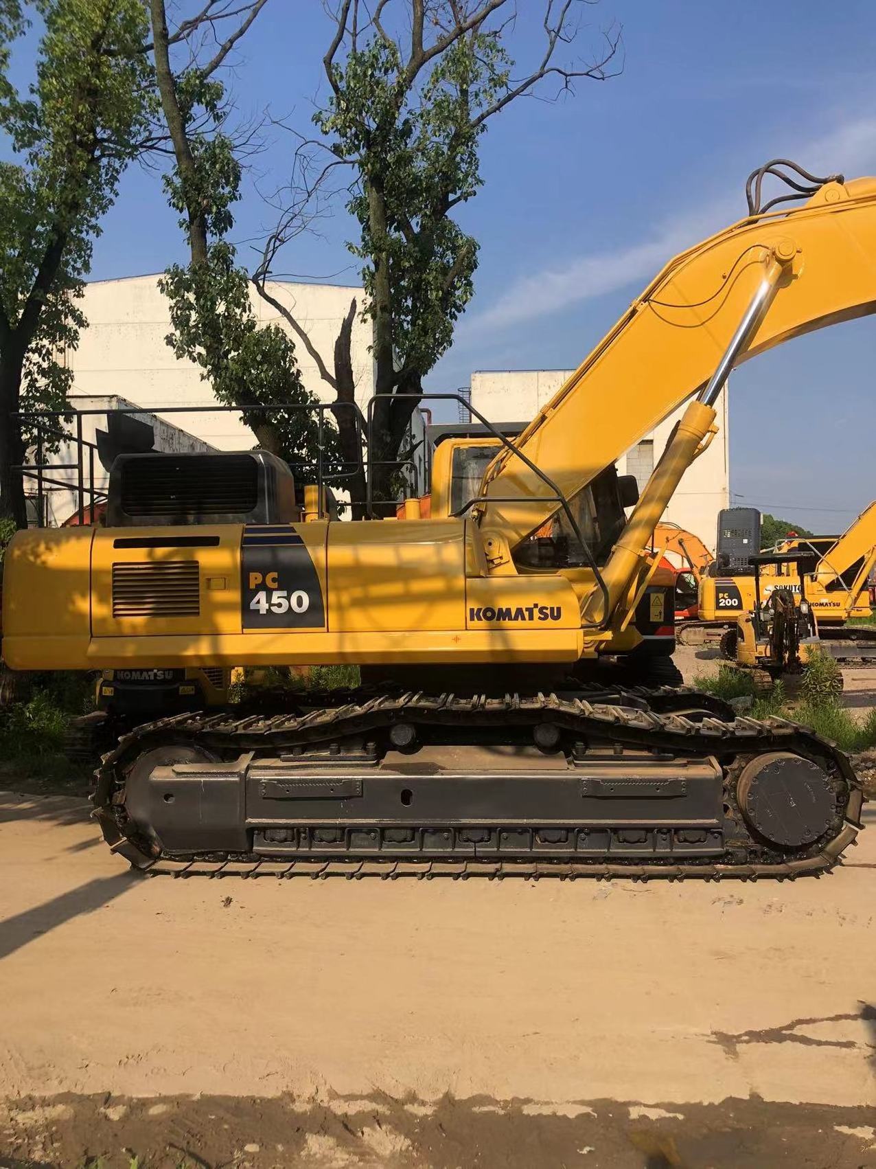 Japanese used KOMATSU PC450-8 crawler digger excavator used Good condition