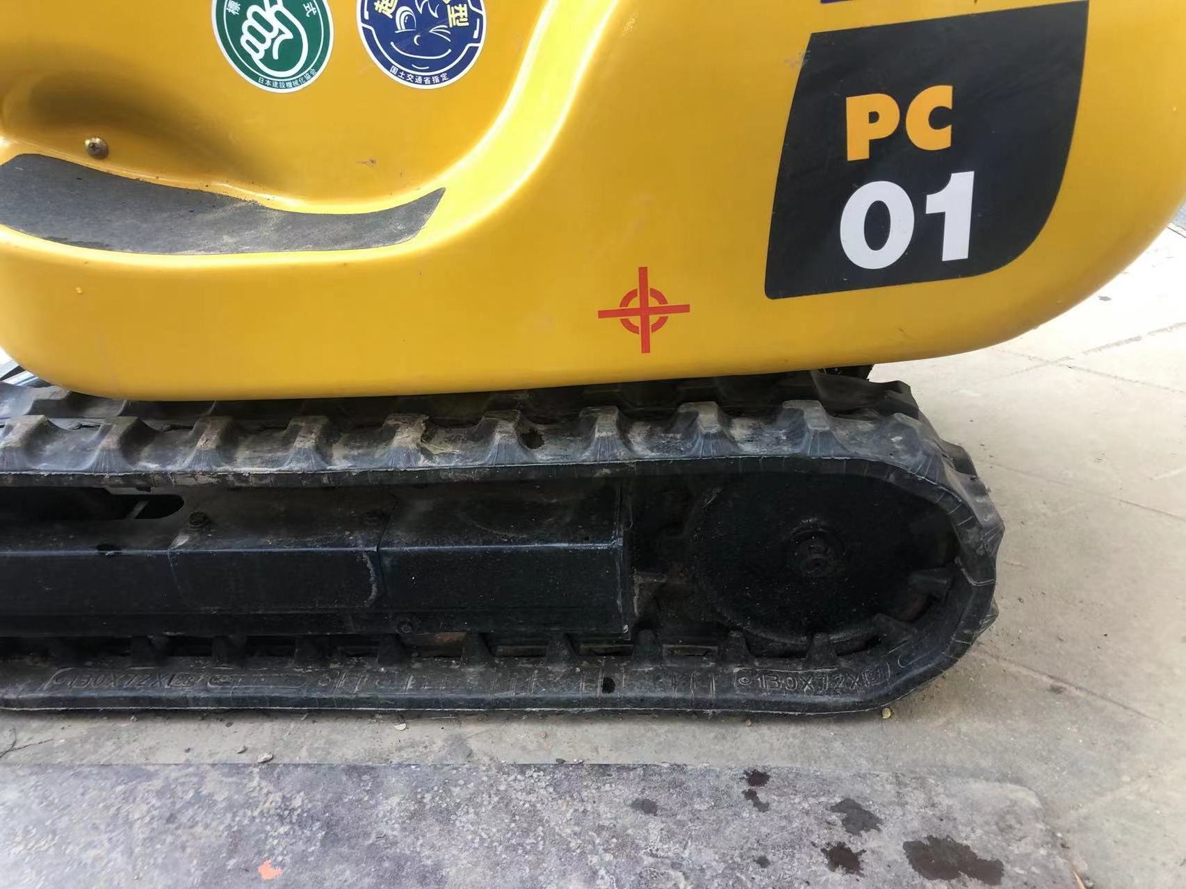 PC01  KOMATSU miniest mini  small good price crawler used excavator SECOND 01 240 480 320  working second hand medium excavator