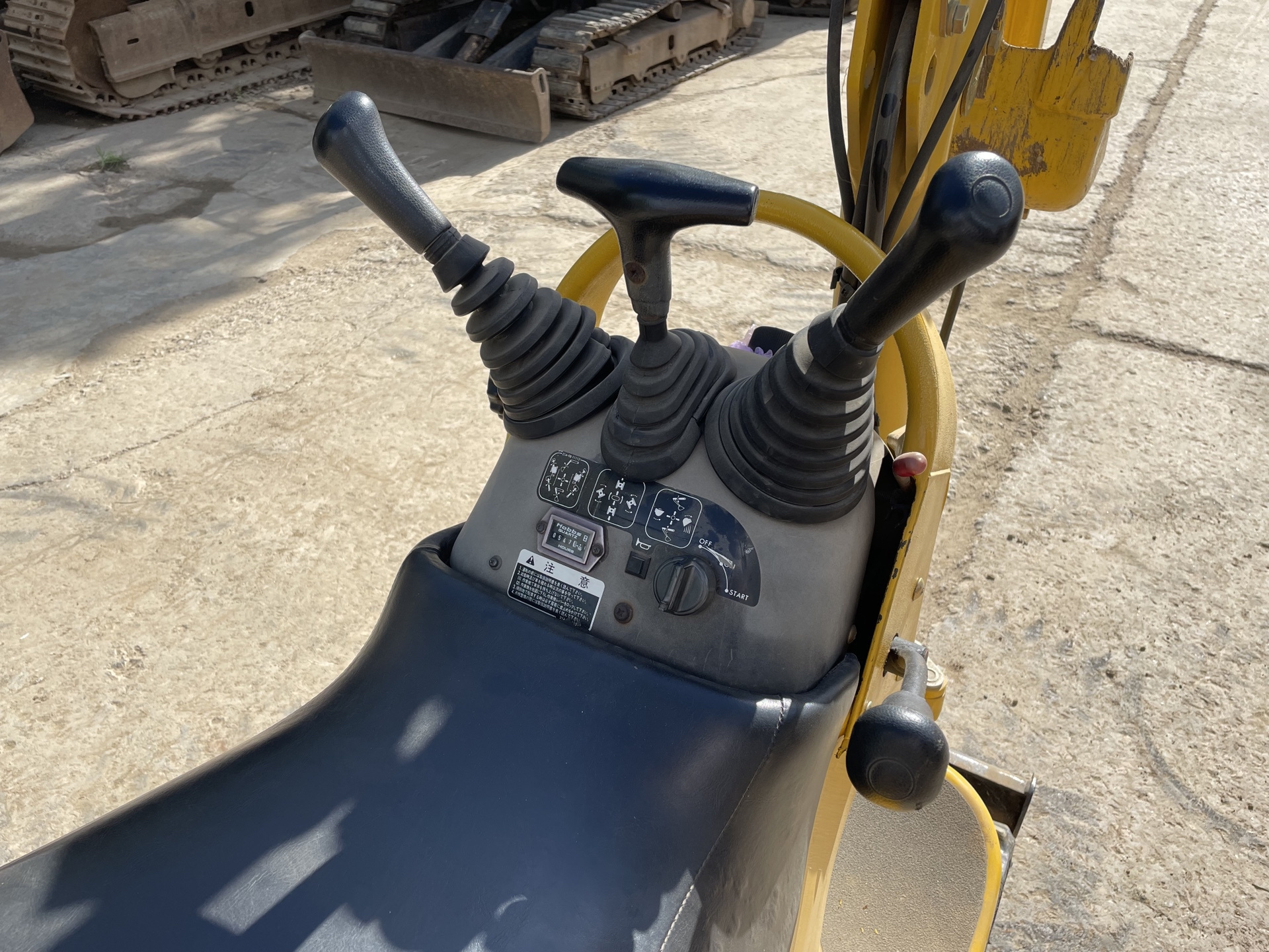 Used Engineering & Construction Machinery used mini excavadora komatsu pc01 excavator 1ton