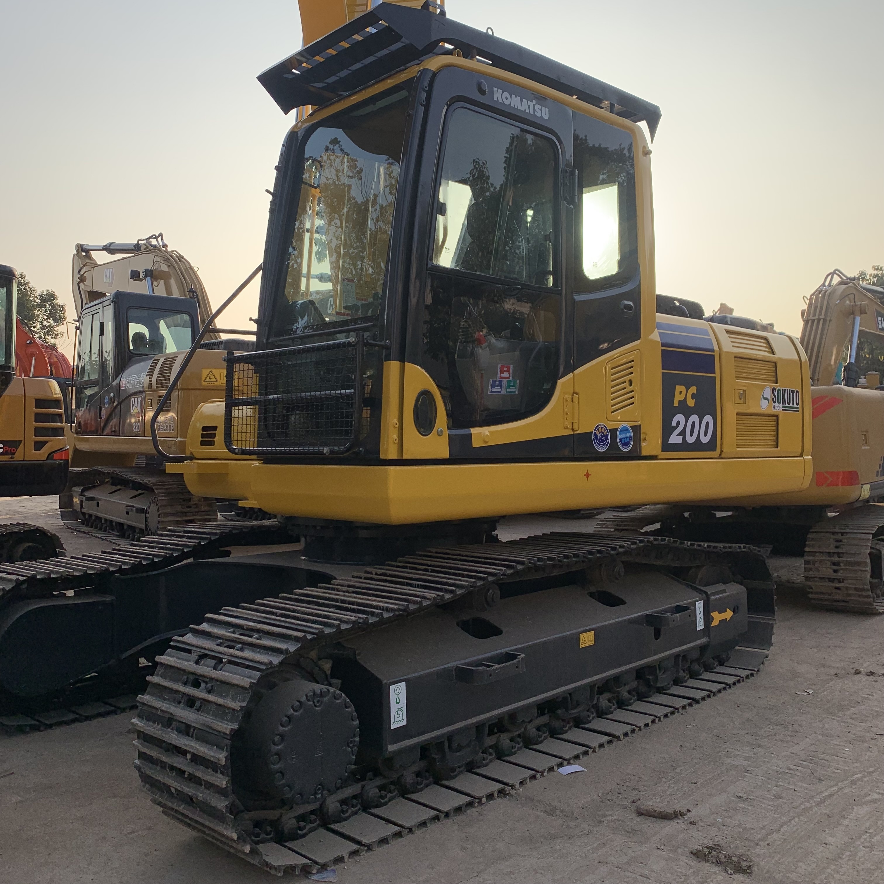 Used Komatsu pc200 PC210 For sale Komatsu pc200-8 used excavator Hydraulic Crawler excavator