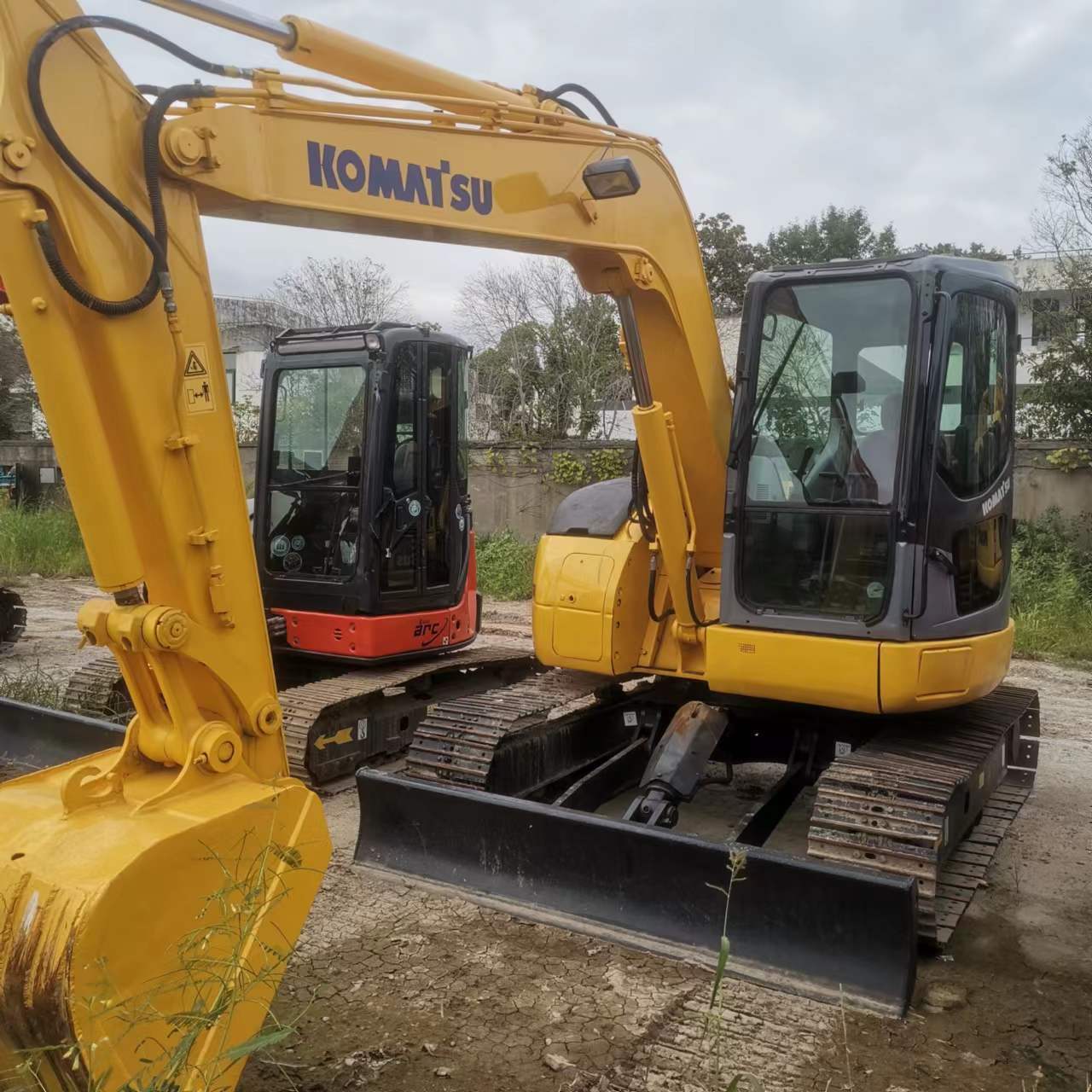 Japanese Komatsu PC78US used excavator and engineering machinery PC55MR PC56 PC60 PC110 used mini digger for sale