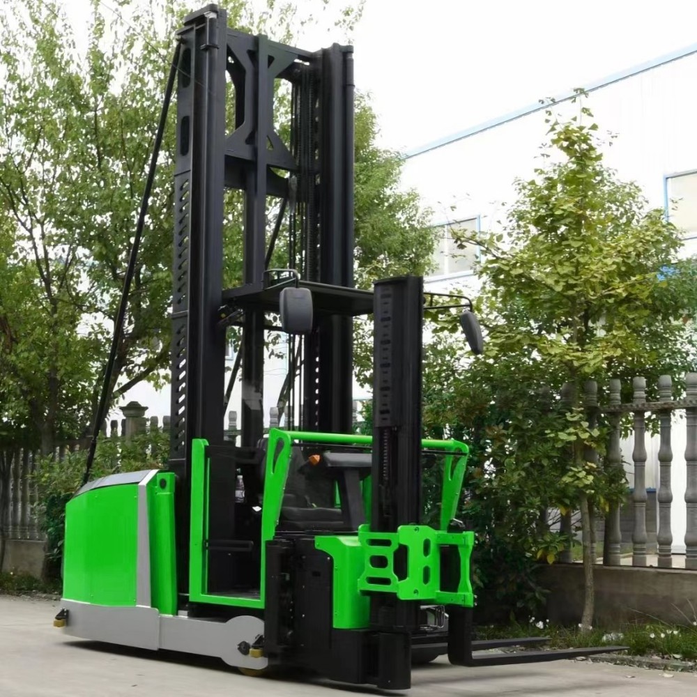 Curtis controlled 1.6 tons electric man up VNA forklift 3 way turret truck with lift height 15 meters