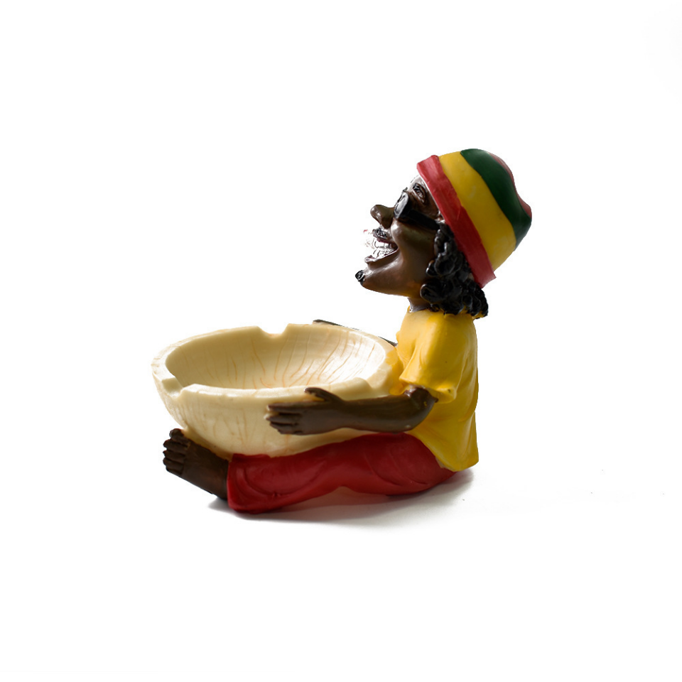 Wholesale Super Large Outdoor Stand Resin Bob Ashtray Resin Rasta Jamaican Big Ashtrays