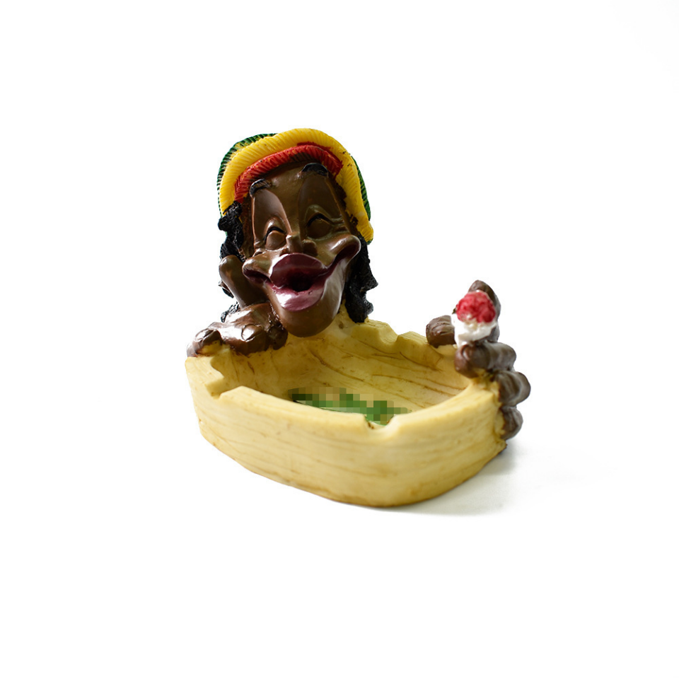 Wholesale Super Large Outdoor Stand Resin Bob Ashtray Resin Rasta Jamaican Big Ashtrays