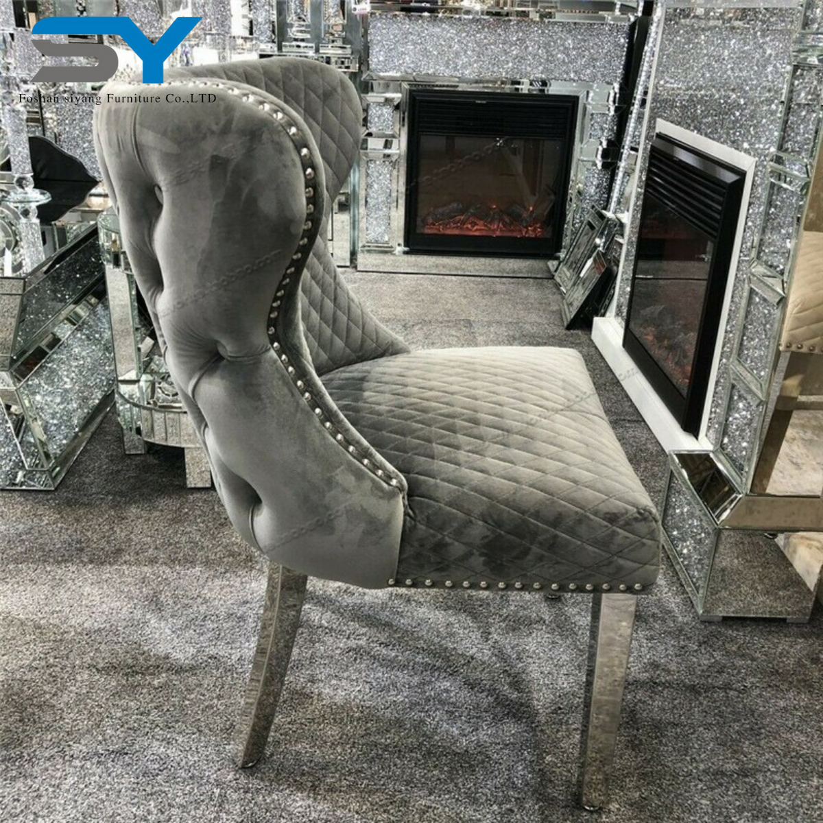 Customized Velvet Lion Knocker Back Dining Chairs Modern Luxury For Velvet Stainless Steel Dining Chair