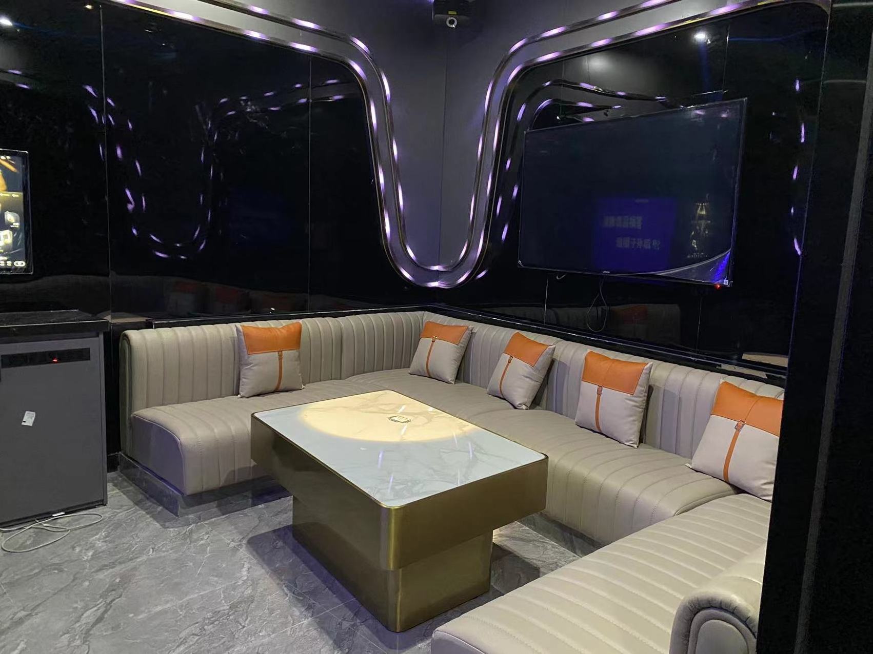 Modern style lounge night club leather sectional sofa