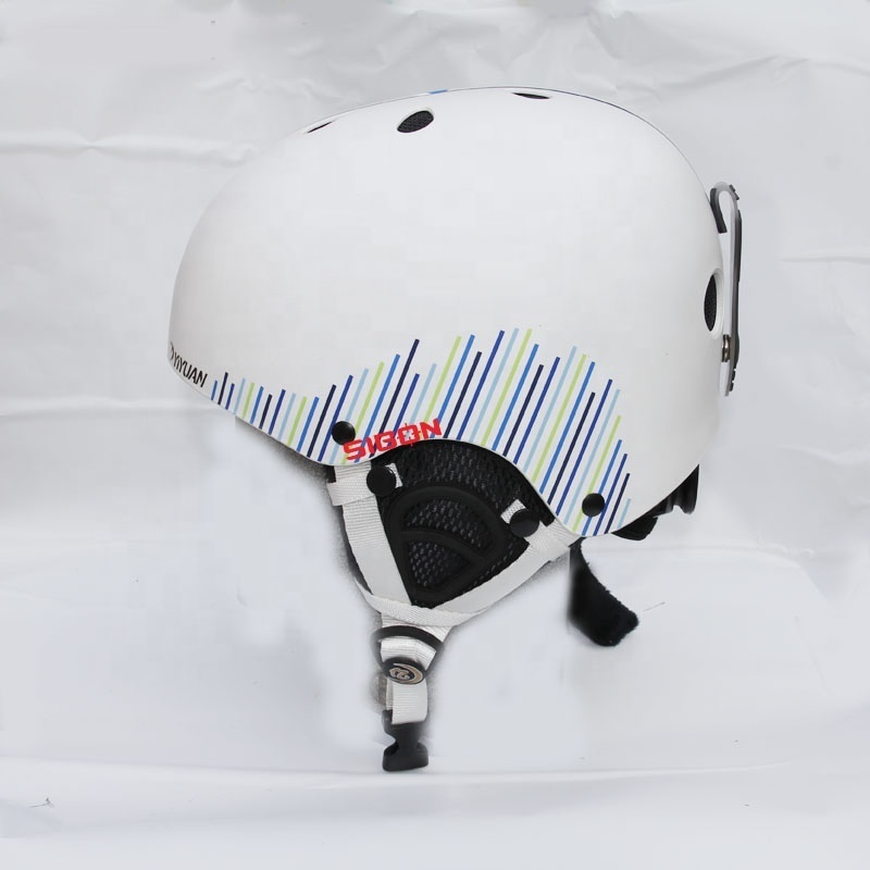 SIBON B0822106 11 air vents ABS shell removable lock strap head lock adjustor washable liner CE kids helmet ski