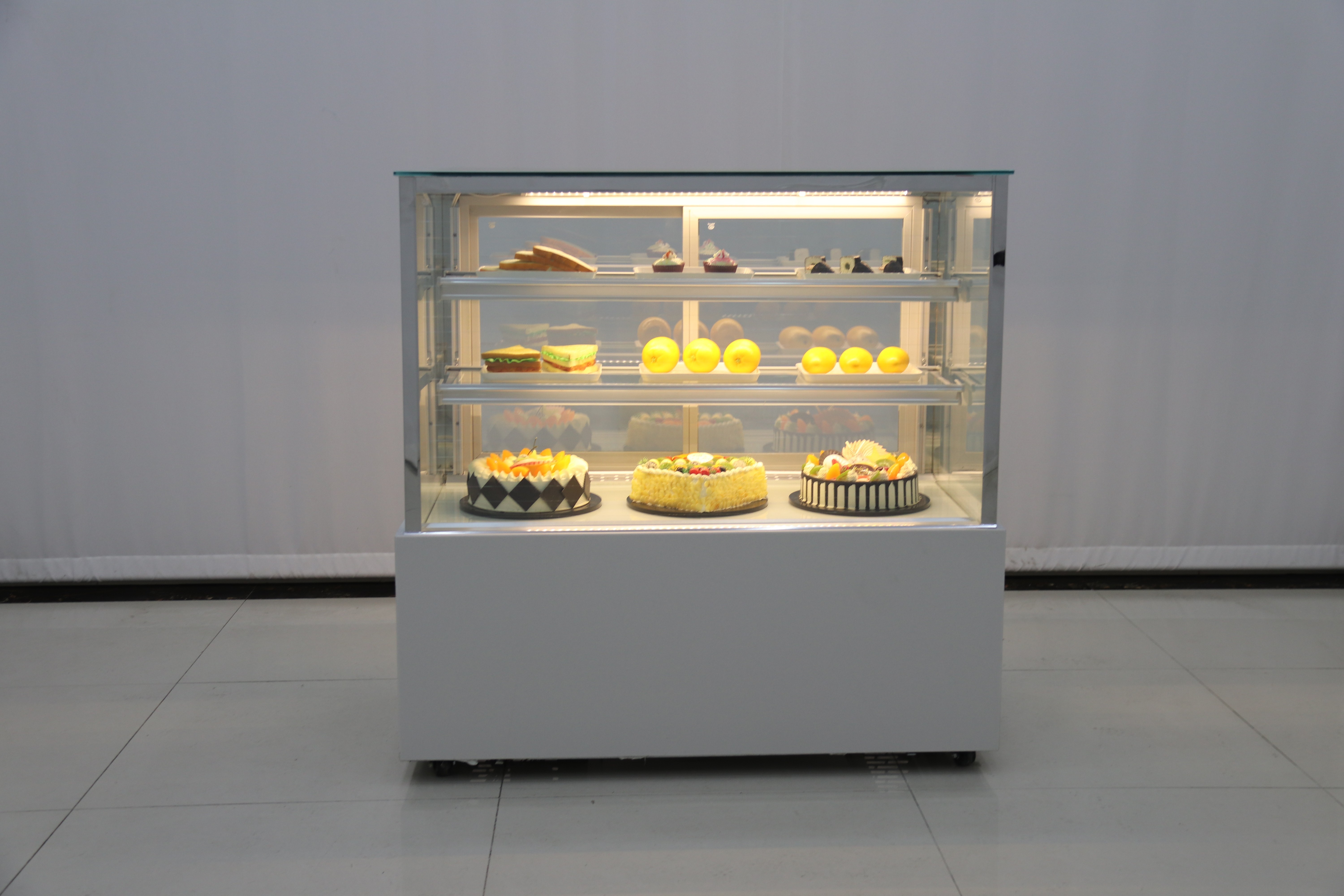 0.9m 1.2m 1.5m 1.8m straight curved glass back open refrigerated cake display cases/bread bakery display /cake display counter