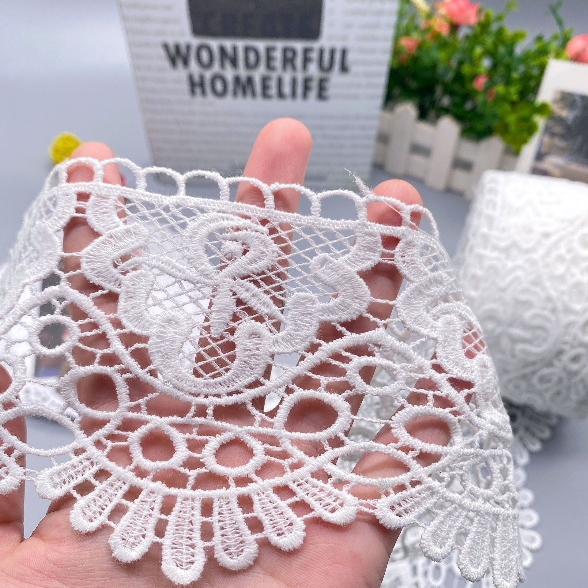 New products milk silk lace trims sewing chemical lace trimming flower chemical embroidery lace fabric