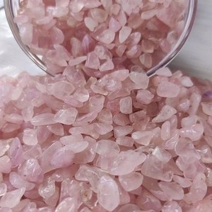 Wholesale rose quartz crystal stone chips bulk gemstone chips for sale