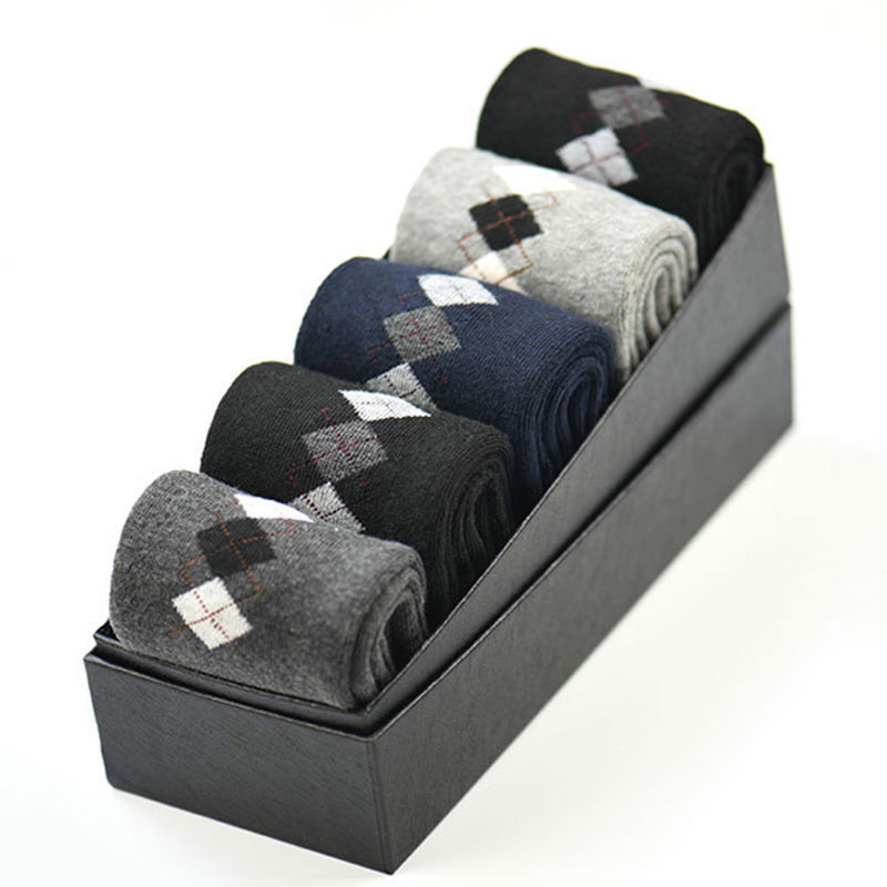 Sifot Wholesale  Custom Men's Winter Socks Cotton Cashmere Terry  Thickened Long Coral Velvet Snow Socks Casual