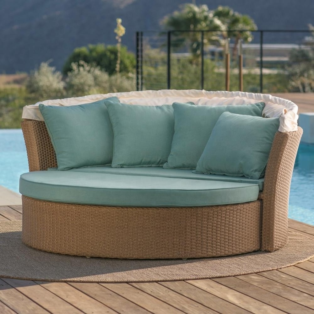 Wicker round daybed  Wicker Furniture Porch Swing sofa bed sun lounger with canopy