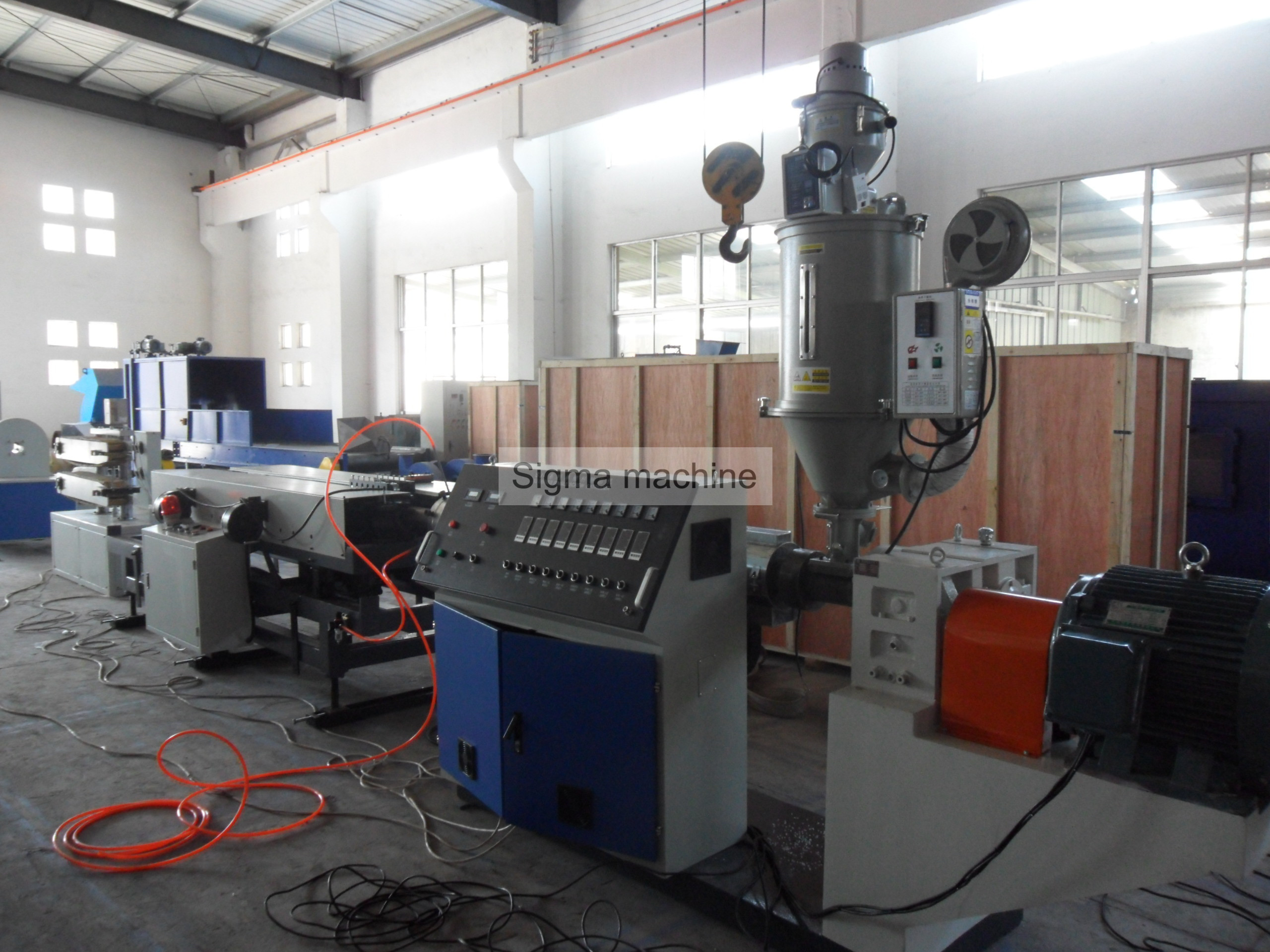 pe single wall corrugated pipe machine plastic extrusion machine plastic pipe line