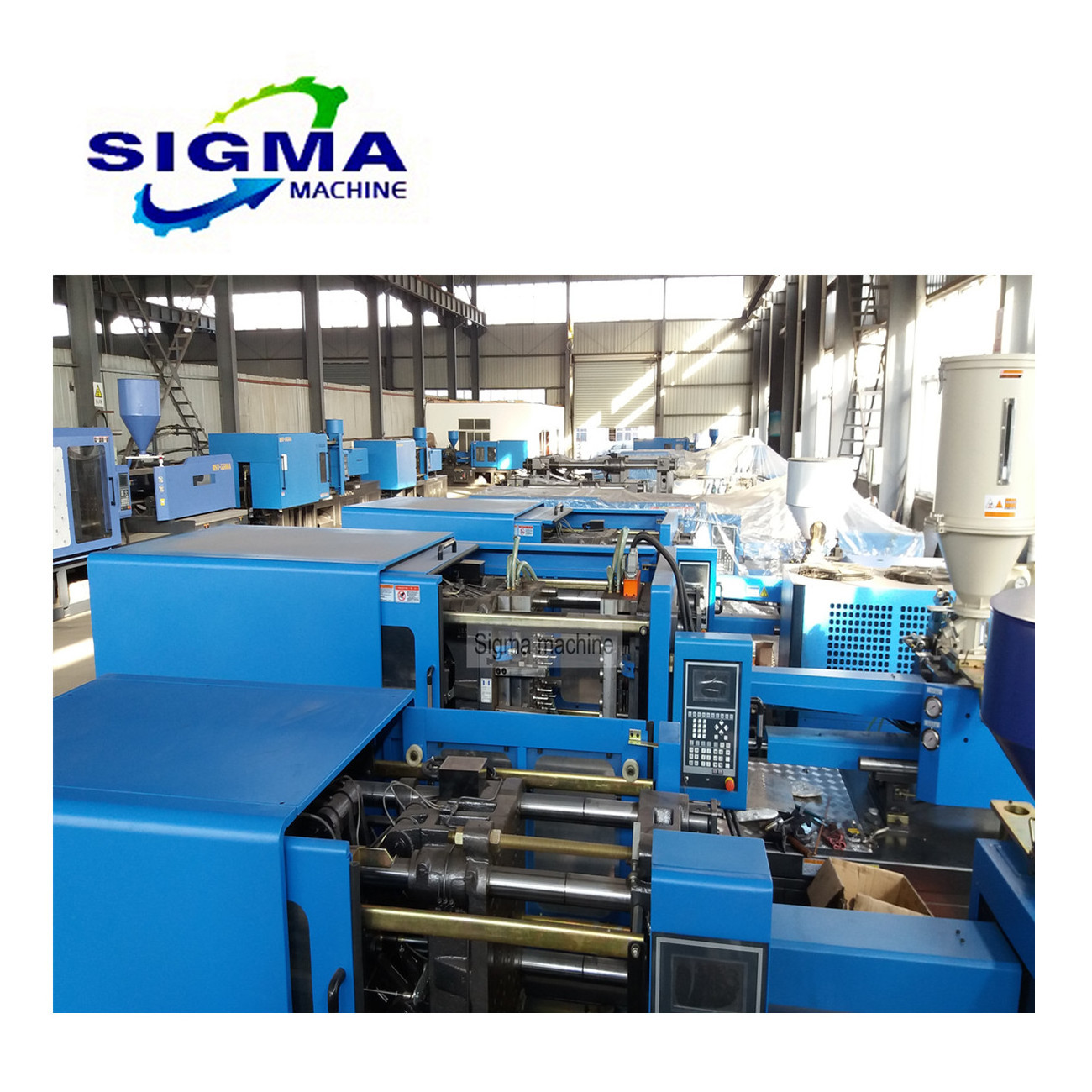 mini plastic injection molding machine