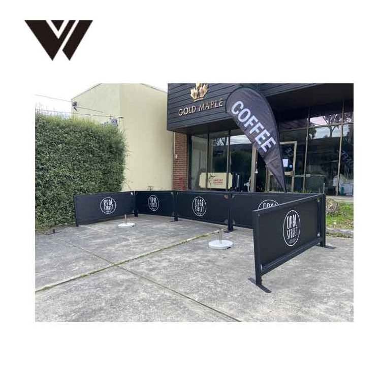 High Quality Road Safety Breeze Barrier Outdoor Cafe Barricade