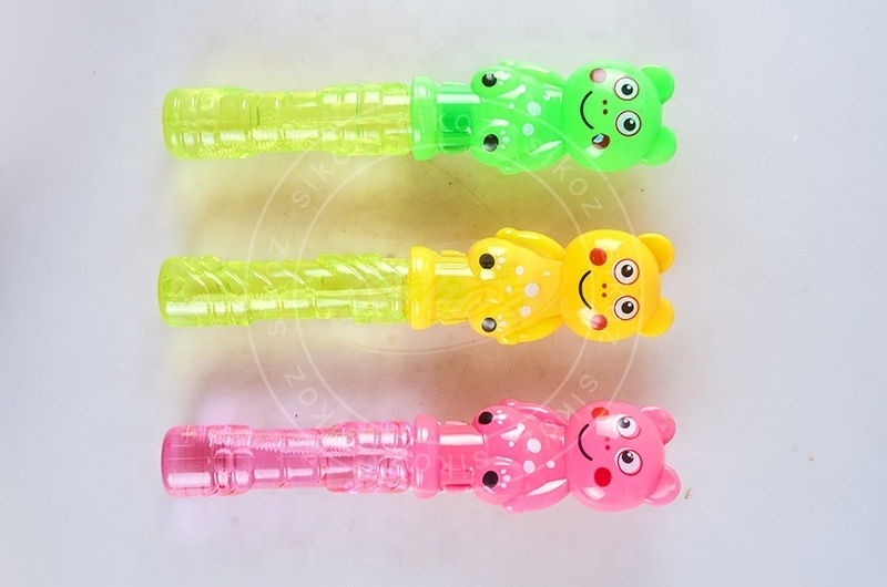 Different Color Cartoon Cat Soap Bubble Water