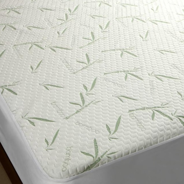 Hot Selling Bamboo Memory Foam Mattress Cover Mattress Protector  Waterproof Bed Sheet Mattress Cover