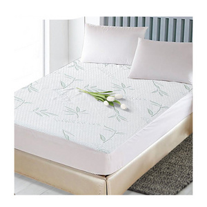 Hot Selling Bamboo Memory Foam Mattress Cover Mattress Protector  Waterproof Bed Sheet Mattress Cover