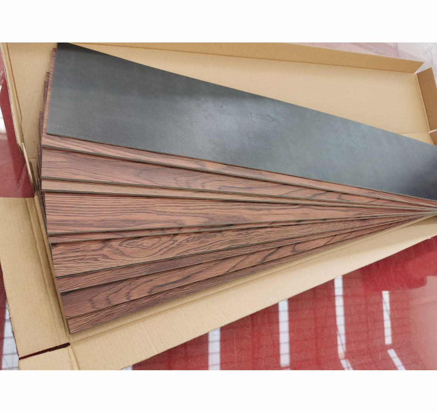 Vinyl Plank Flooring Waterproof Peel and Stick Tiles Wood Texture Self-Adhesive Flooring Vinyl Tiles