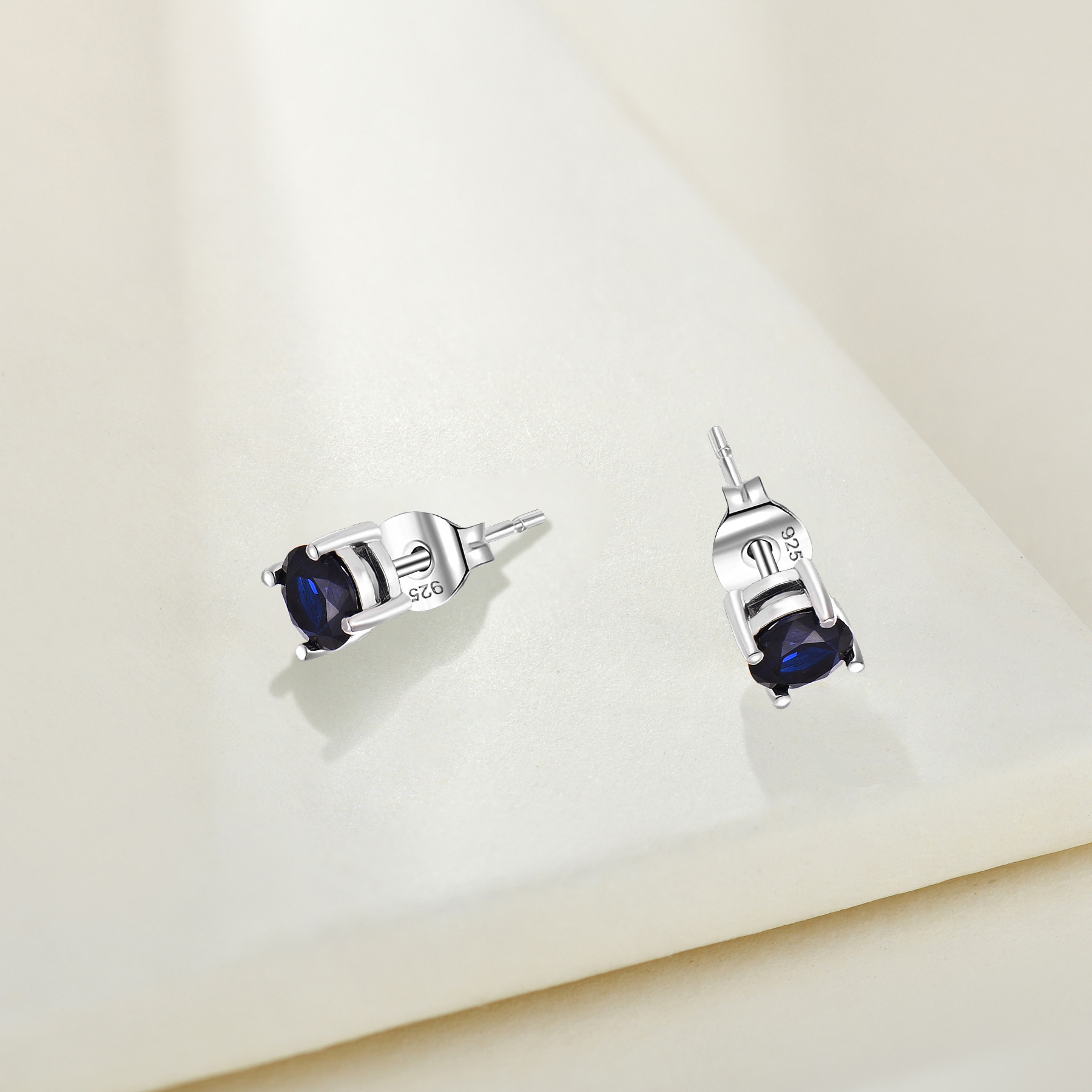 Classic Design Jewelry 925 Sterling Silver Blue Sapphire Spinel Stud Earrings Diamond Earrings for Women Jewelry Ladies Party