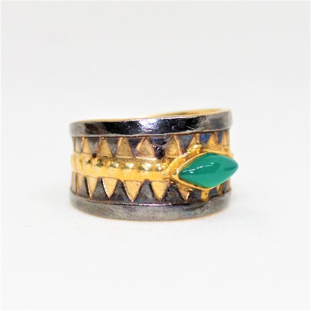 Handmade Hot Selling New Fashion Gold Plated Jewelry 925 Sterling Silver Green Onyx Band Ring At Factory Price