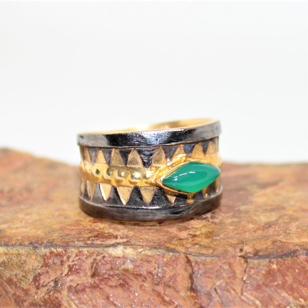 Handmade Hot Selling New Fashion Gold Plated Jewelry 925 Sterling Silver Green Onyx Band Ring At Factory Price