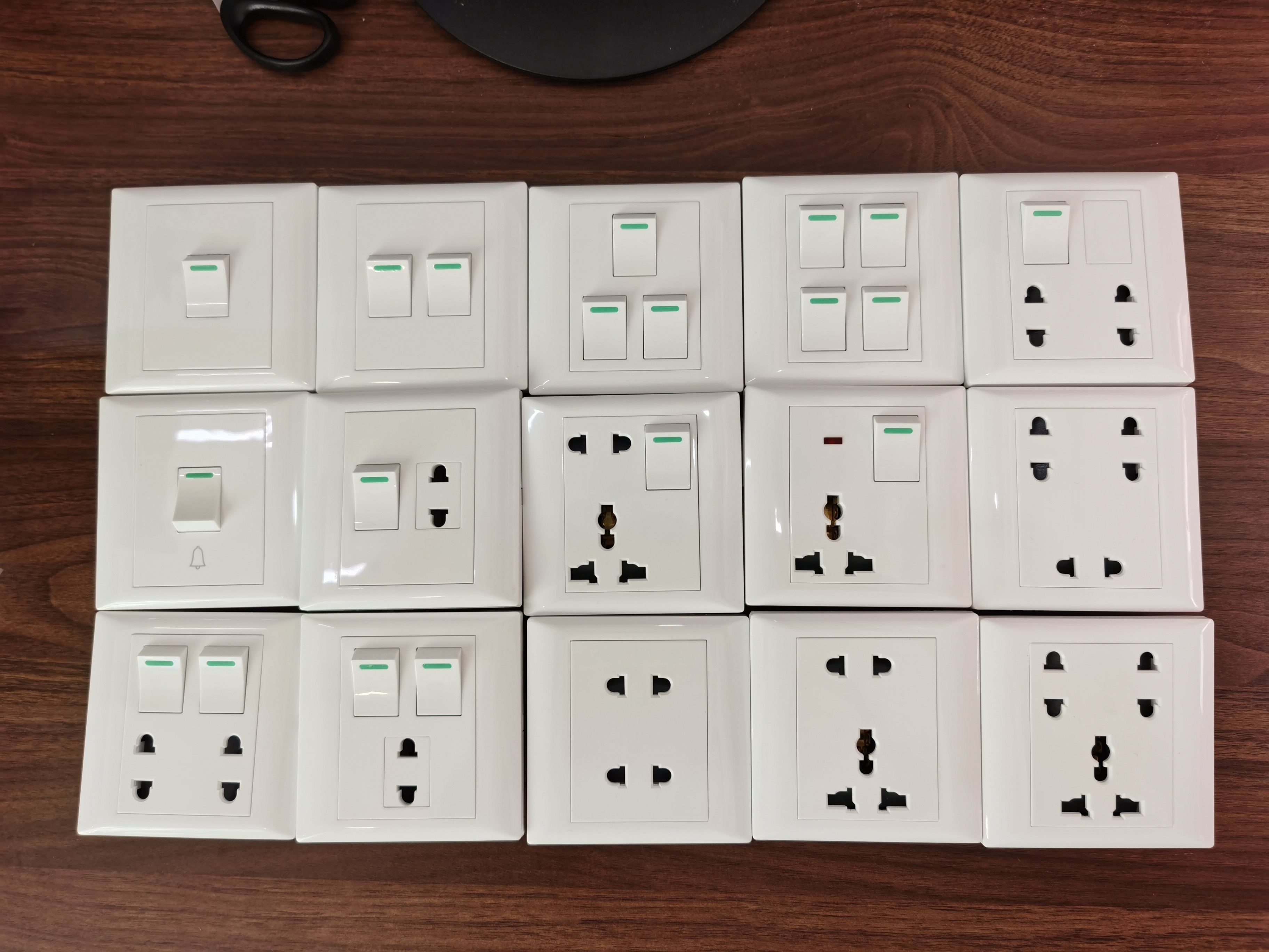 Cambodia  Electrical wall switches and sockets waterproof 2 gang switch and 4 pin sockets