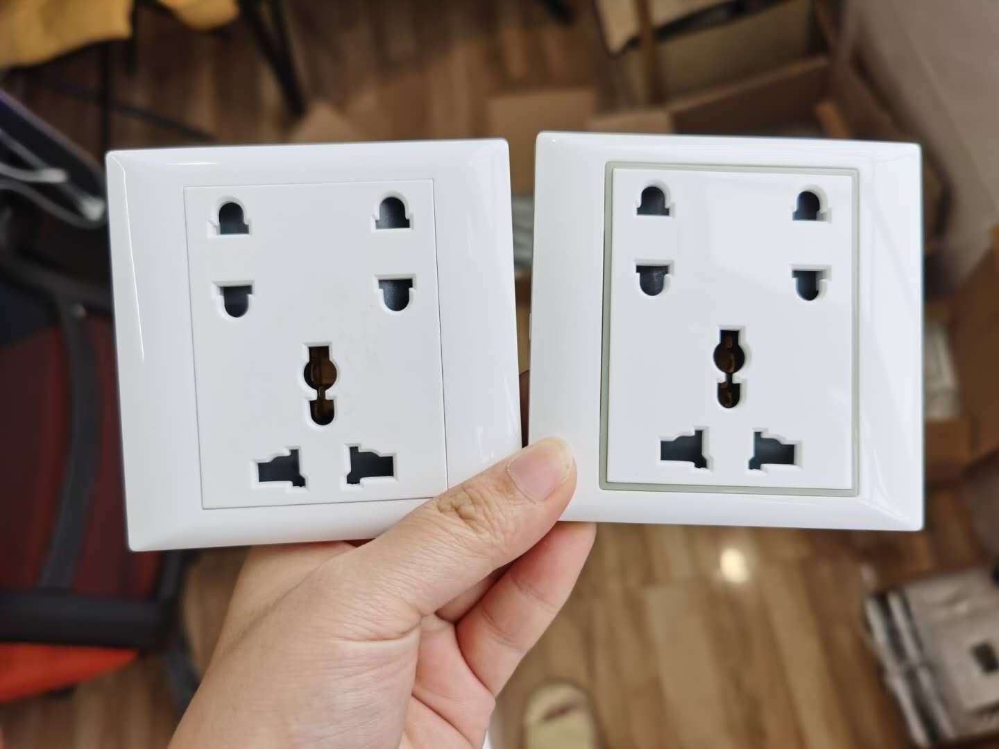 Hot sale Cambodia 2 gang 1 way 2 socket 10-13A light electrical 86*86mm switch socket PL