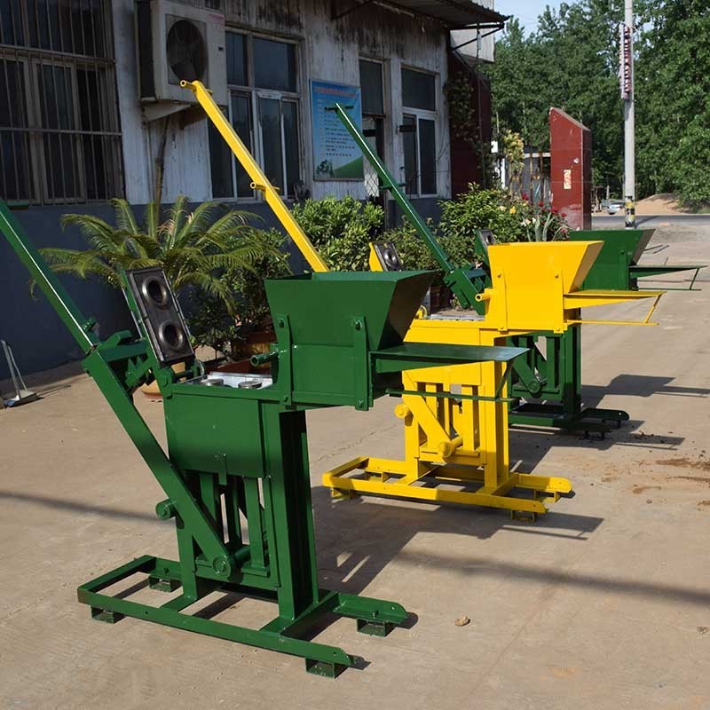 Professional manufacturer manual type clay brick moulding machine