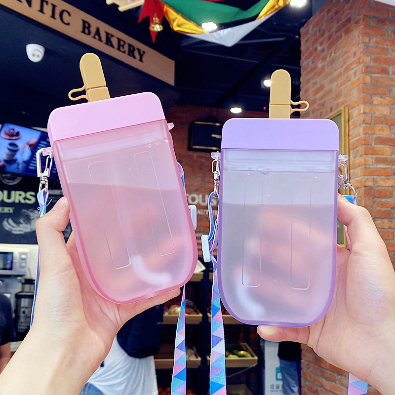 Safe and healthy Ice Cream Water Bottle with Straw Trendy Portable Plastic Water Jug Popsicle Shape Water Cup