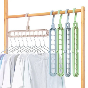 Creative Non-Slip Plastic Hangers Folding Clothes Hangers Adjustable Magic Space Saving Hanger for shirt Dress