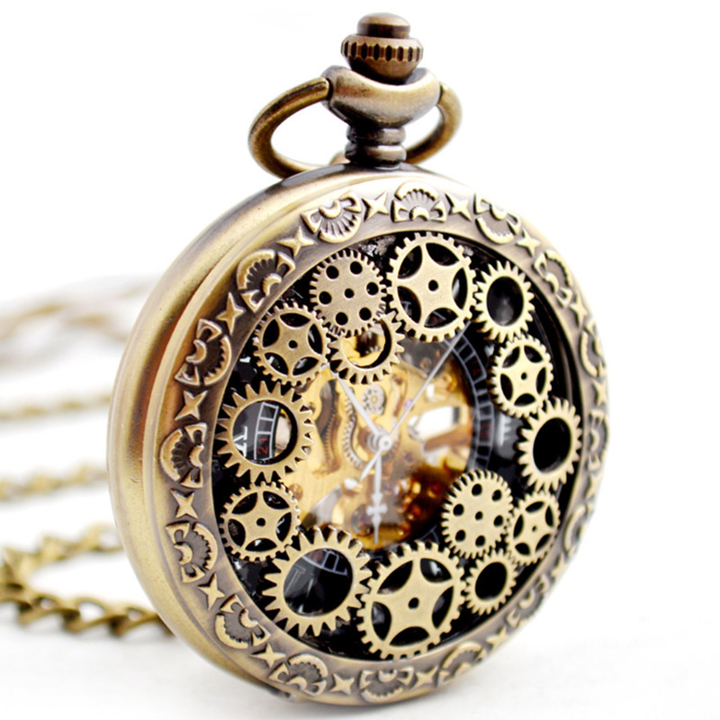 Gold Retro Mechanical Pocket Watch For Man Hollowed Necklace Movement Pocket Watches with Chain Men Clock New Year Gifts