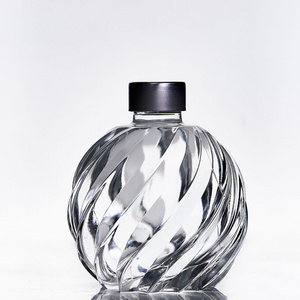 280ml creative pineapple shaped glass bottle unique shape glass beverage liquor wine bottle with silver screw cap