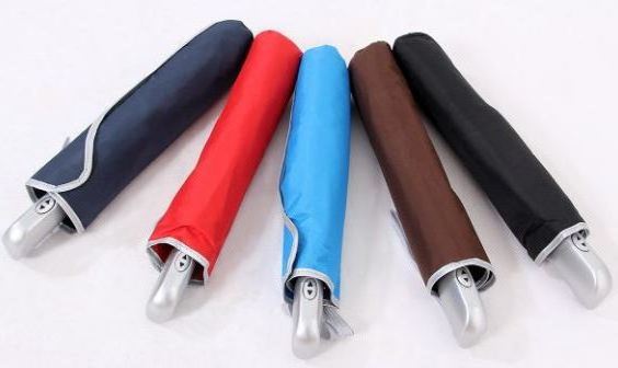 Two Color Auto Open With Sleeve Slim 3 Fold Umbrella UV Coated On Interior Panel Auto Open With Sleeve Umbrella