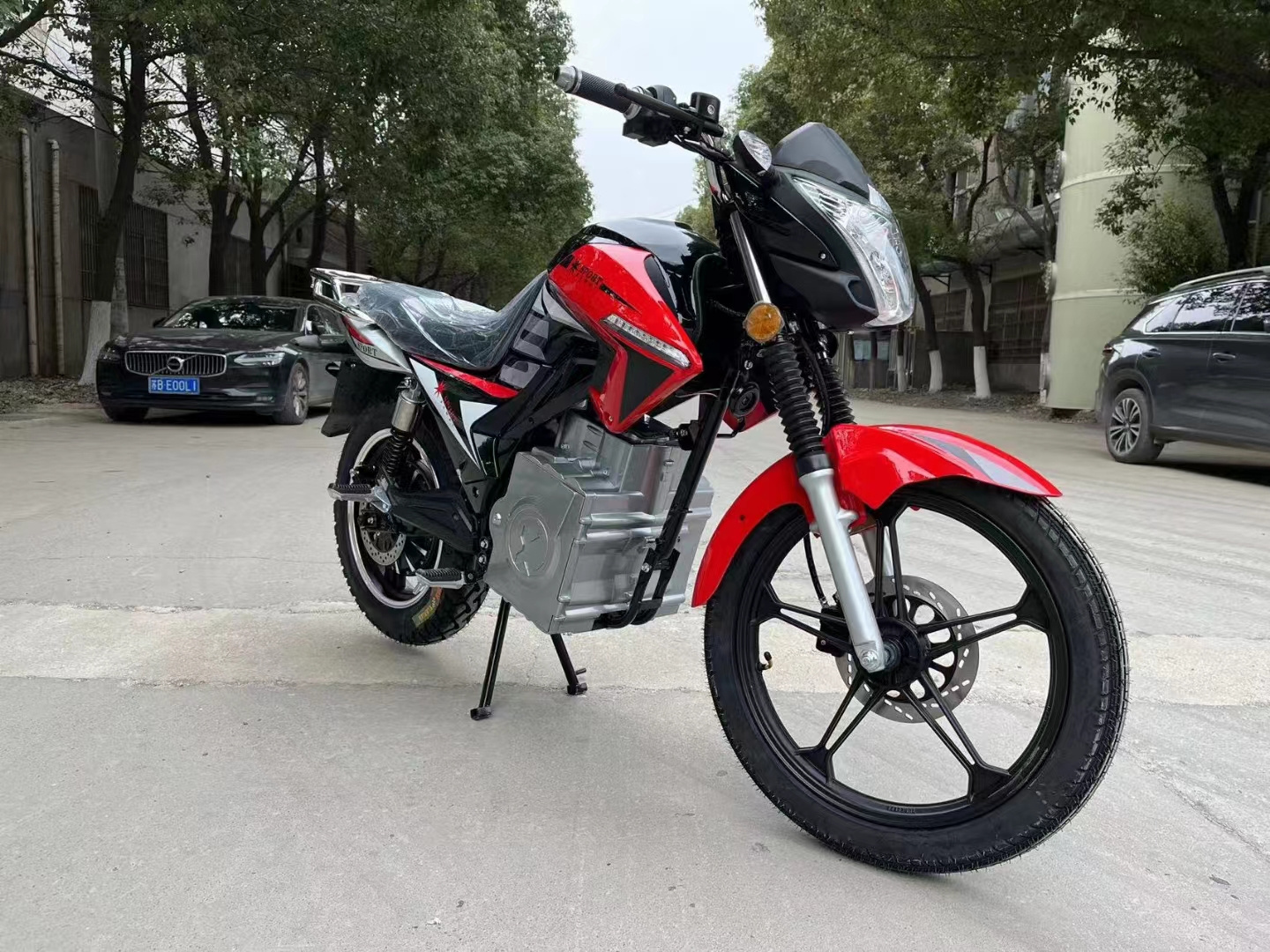 17 Inch Hot Sale Electric Motorcycle 2000W 72V High Speed Motor Electric Scooter Bikes Mountain Dirt Bikes