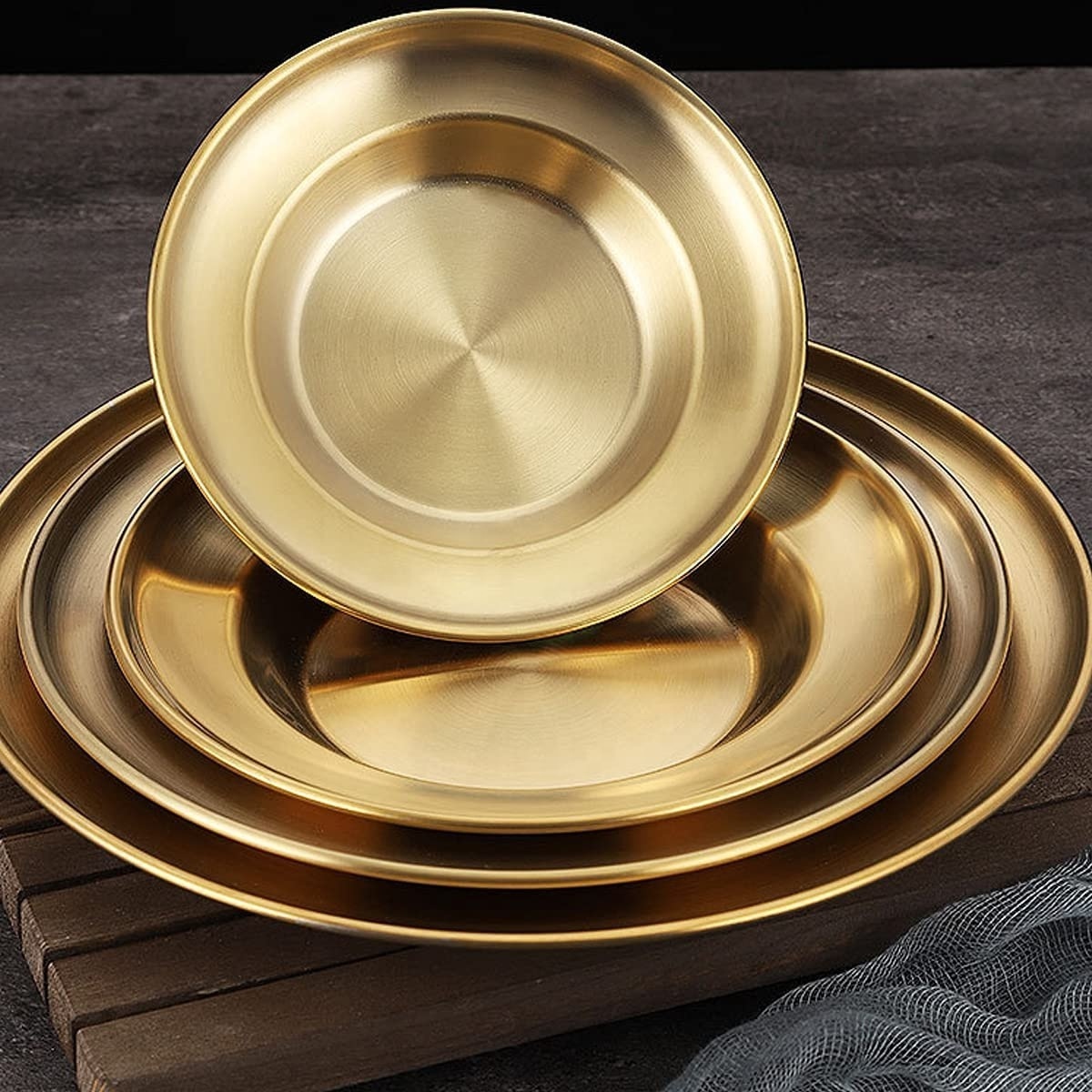 Luxury Metal Serving Tray Korea Style Stainless Steel Round Tray Gold Dishes Plates