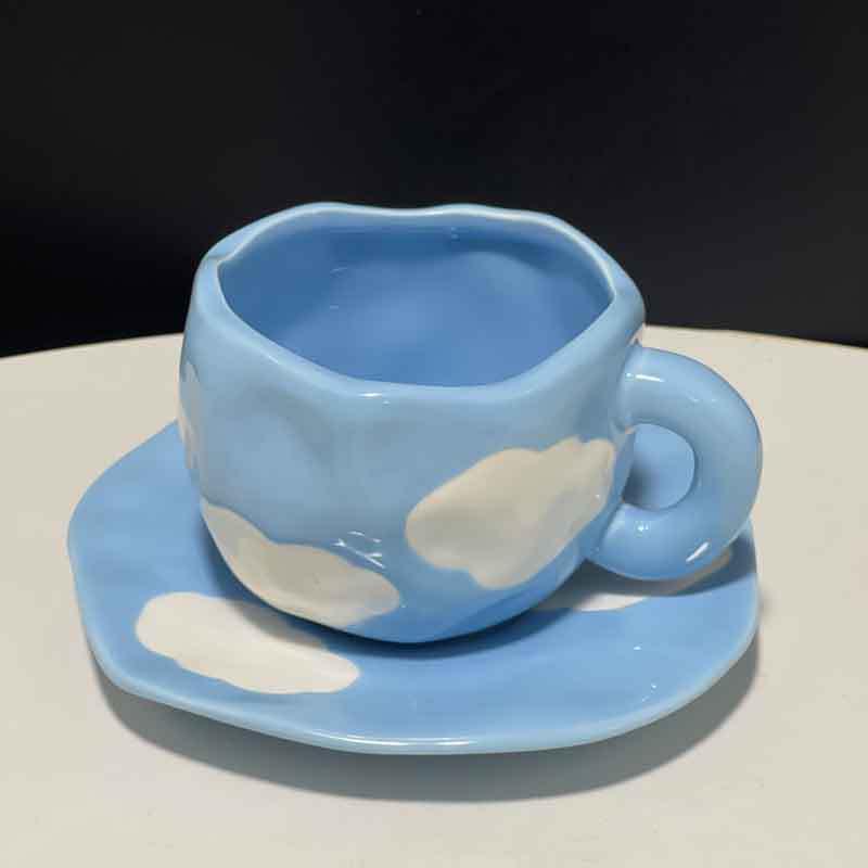 New design blue sky and white clouds hand-painted ceramic cup and plate set suitable for home office daily