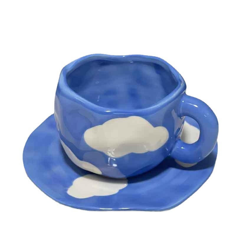 New design blue sky and white clouds hand-painted ceramic cup and plate set suitable for home office daily