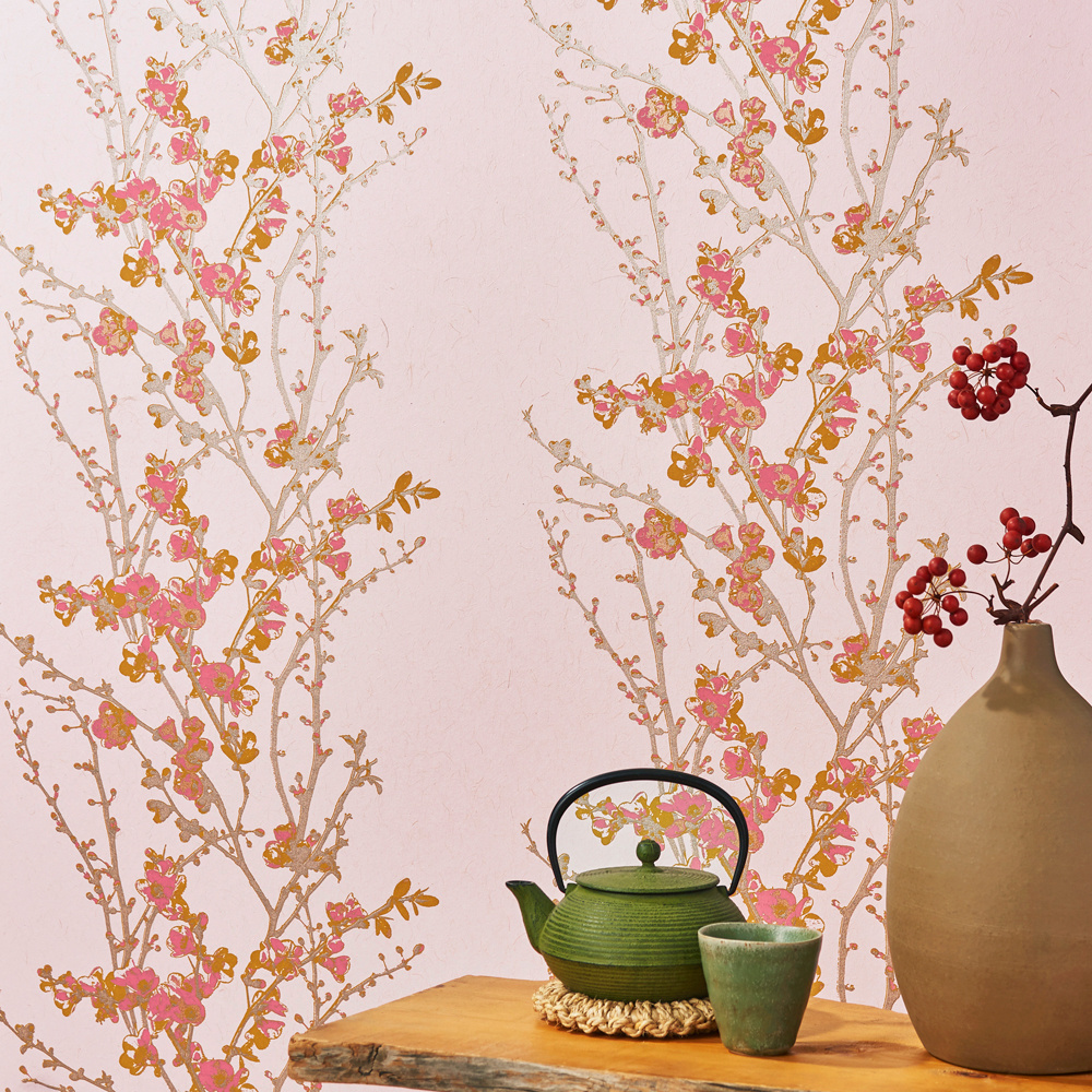 It is a gorgeous Japanese-made wallpaper with the image of Japanese original cherry blossoms.