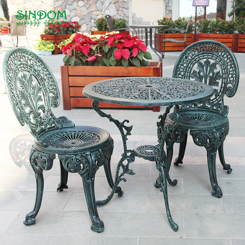 Hot Sale Garden Furniture Outdoor Cast Aluminium Table Chairs Set for Patio