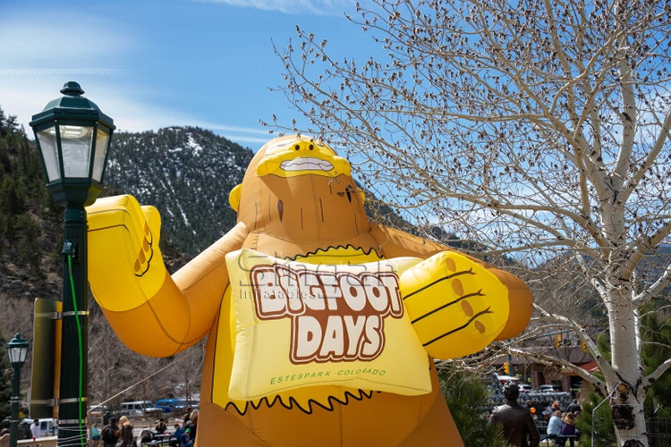 Outdoor giant inflatable bigfoot sasquatch mascot for park advertising