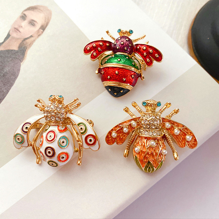 High Quality Retro Glaze Enamel Designer Brooch Brand Trendy Jewelry Pearl Bees Insects Rhinestone Brooches For Women Jewelry