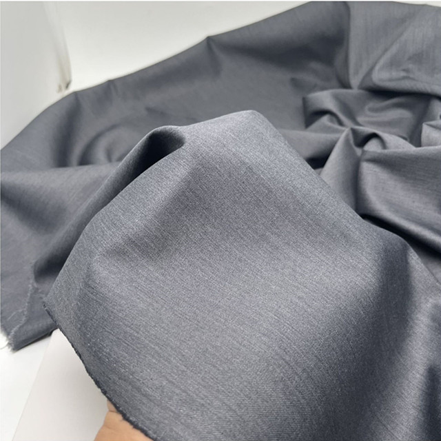 cheap price TR 80/20 suiting fabric 80% POLY 20% RAYON 32S*32S 170gsm TR fabric in roll for suit