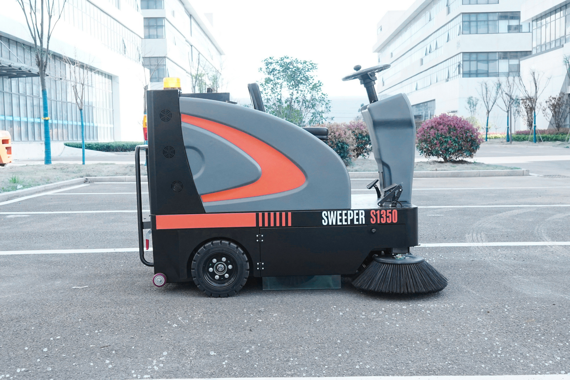 Heavy Duty Electric Ride-On Sweeper Easy to Operate Street Cleaning Equipment with Core Motor Pump Plastic Home Use Fabrication