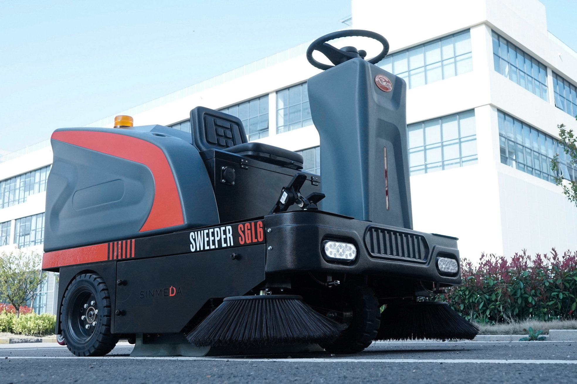 500W Heavy Duty Electric Street Sweeper Machine Strong Plastic Brush 500W Laser Cleaning Vacuum Core include Motor Pump