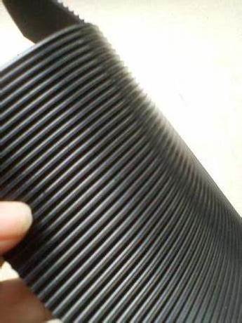 Non Slip Fine Ribbed Rubber Mat / corrugated rubber sheet