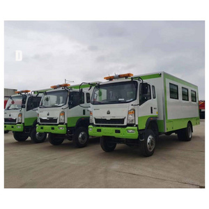 China Sinotruk Howo 4x4 all wheel Driving off road shuttle bus routine car worker carrier truck with 20 seats