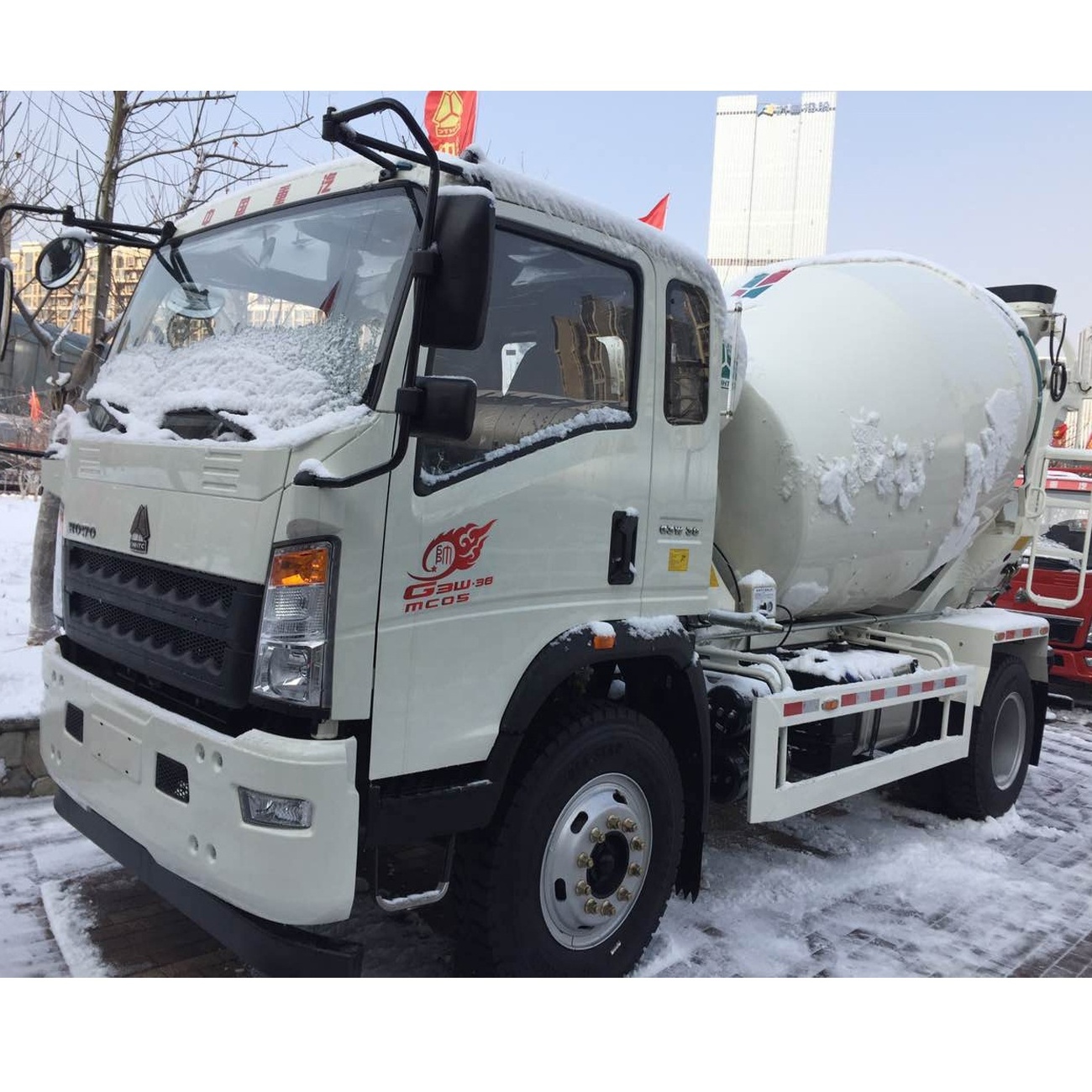 HOWO 6m3 light new 4x2 cement pouring concrete mixer truck small for sale low in price with high quality